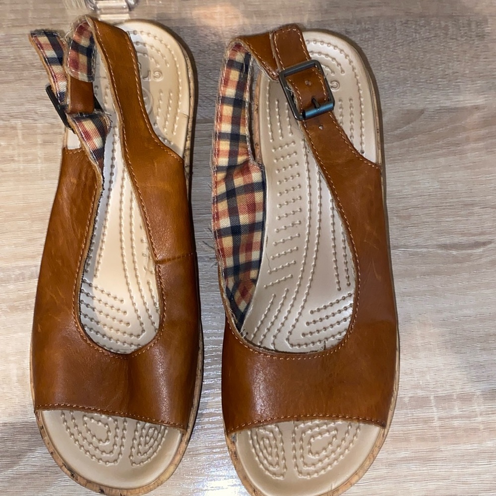 CROCS Sandals